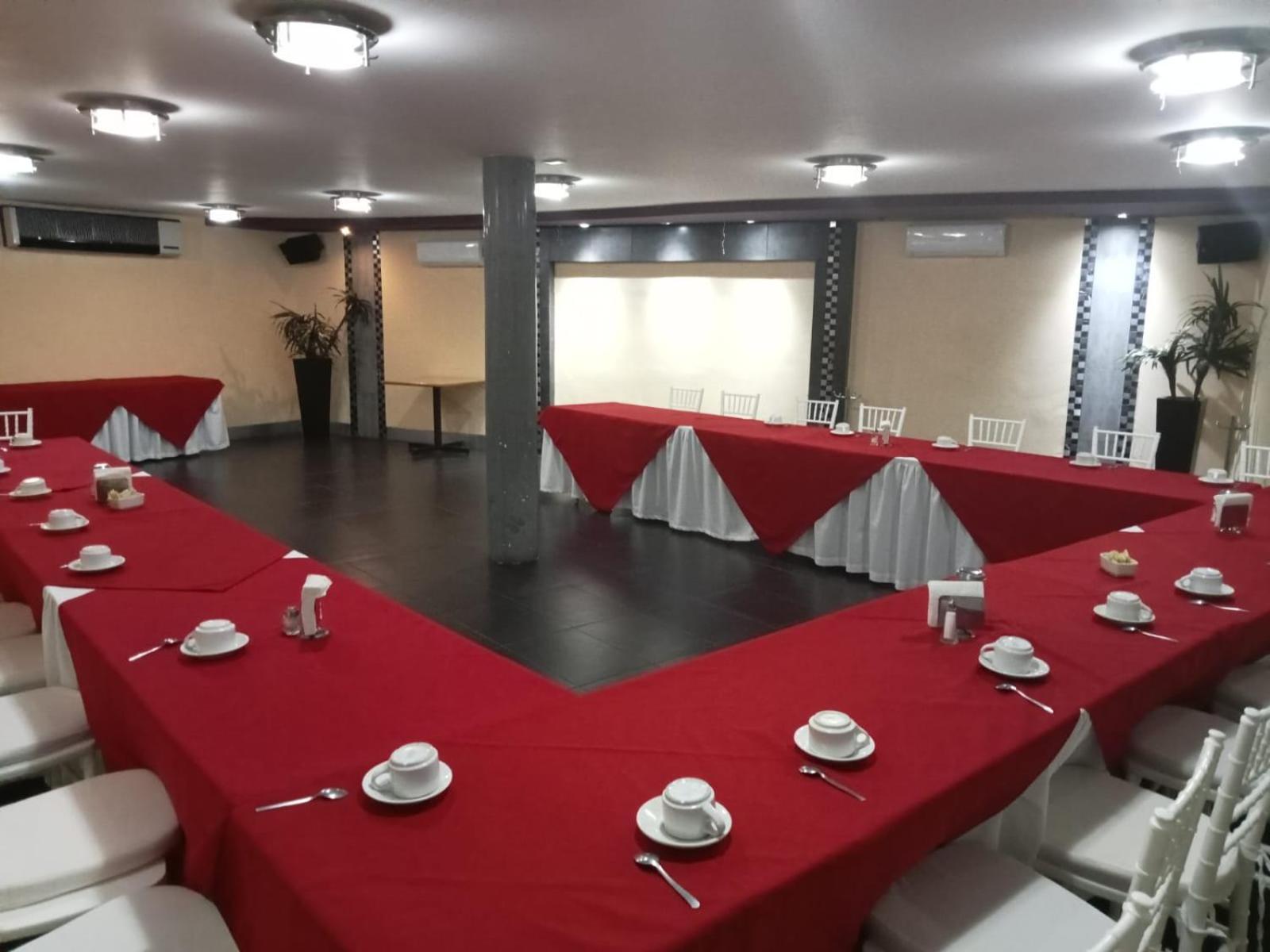 Hotel Villa Las Rosas Tepic Exterior foto