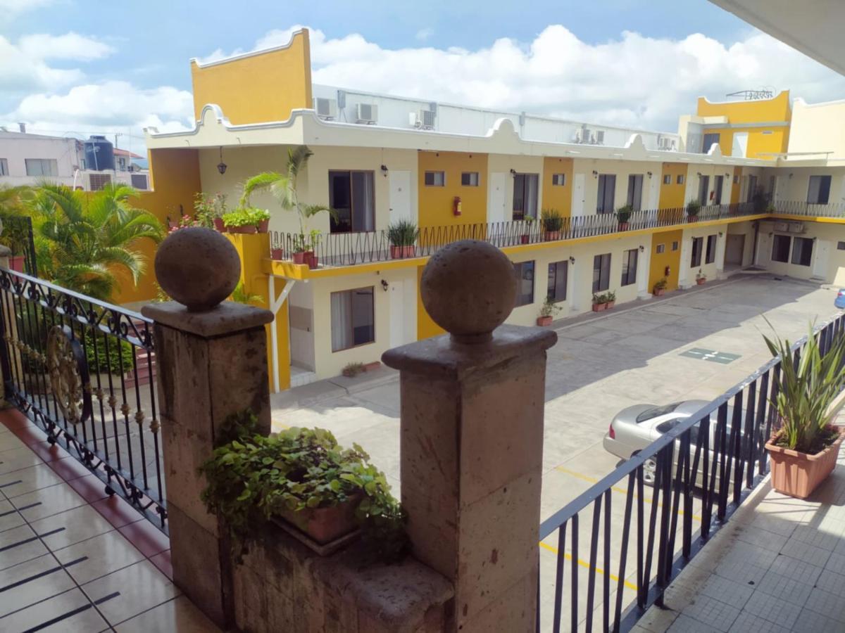 Hotel Villa Las Rosas Tepic Exterior foto